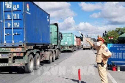 Áp dụng quy định chống dịch thiếu đồng nhất, doanh nghiệp sản xuất gặp khó