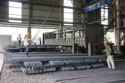 Điều chỉnh thuế, doanh nghiệp thép còn cơ hội lãi "khủng"?