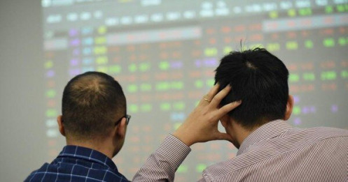 Chứng khoán đảo chiều, tâm điểm cổ phiếu Hoàng Anh Gia Lai 'thoát sàn' ngoạn mục