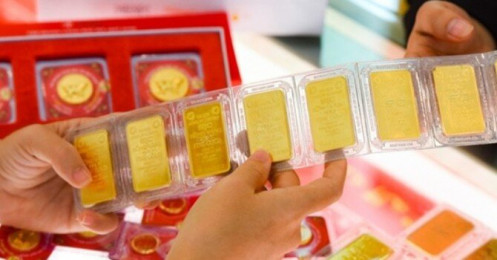 Khoảng cách giá mua – bán vàng lên tới 1 triệu đồng/lượng