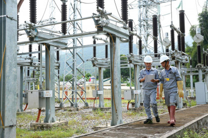 Trái chiều kết quả kinh doanh của doanh nghiệp ngành điện
