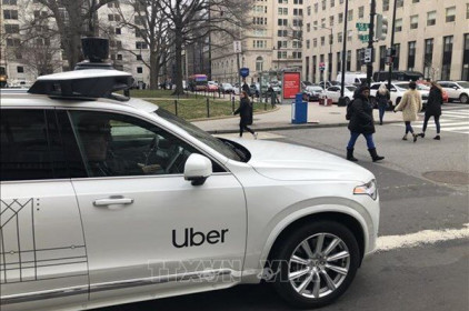 SoftBank bán 45 triệu cổ phiếu trong Uber