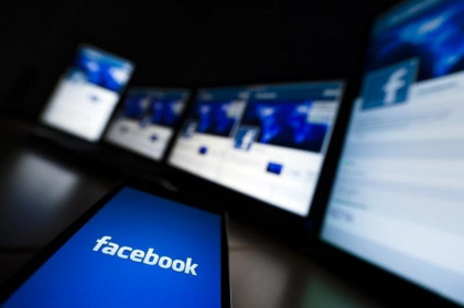 Dow tương lai tăng hơn 145 điểm sau bình luận của ông Powell; Facebook gây thất vọng