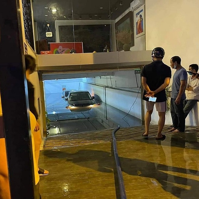 Lời khuyên kỳ lạ của dân buôn bất động sản: Đi xem nhà vào ngày mưa lớn