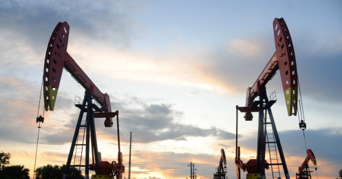 Giá xăng dầu hôm nay 8.8.2021: Dầu WTI giảm sâu nhất 9 tháng, mất 7% trong tuần