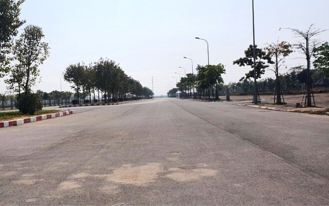 "Ông lớn" bất động sản bất ngờ báo lỗ, hàng loạt sàn địa ốc phải "ngủ đông"