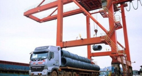 Xi măng, sắt thép tăng trưởng xuất khẩu giữa đại dịch