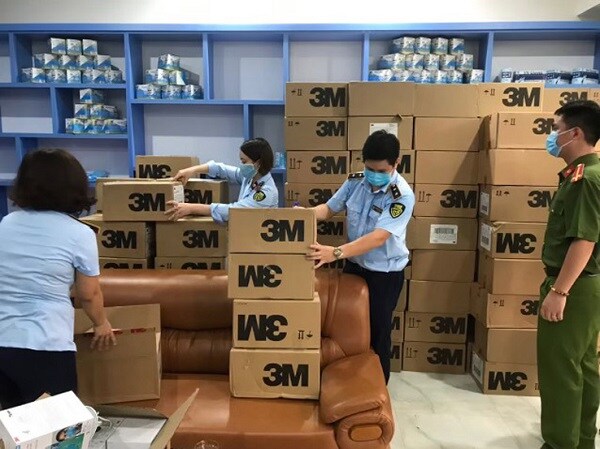 Hà Nội: Thu giữ 17.100 khẩu trang giả mạo nhãn hiệu 3M