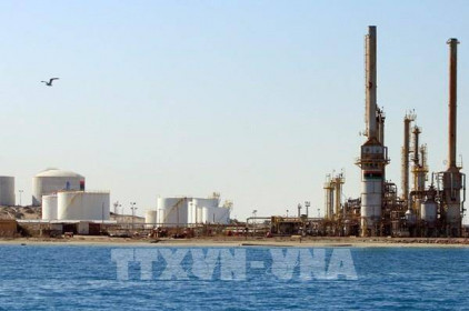 Chiều 9/8, giá dầu châu Á giảm hơn 2%