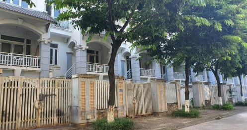 Diễn biến giá nhà đất sắp tới: Hà Nội tăng chậm lại, TP.HCM ra sao?