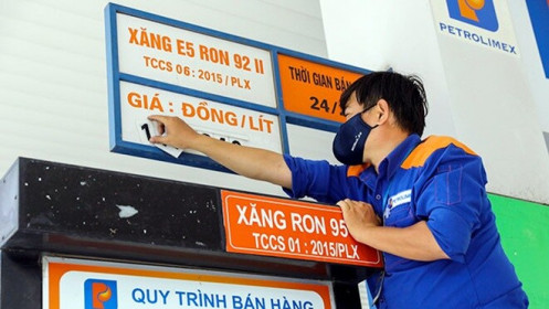 Ngày mai (11/8), giá xăng có thể giữ nguyên hoặc giảm nhẹ