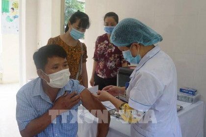 Tiếp nhận hơn 494.000 liều vaccine phòng COVID-19 từ COVAX