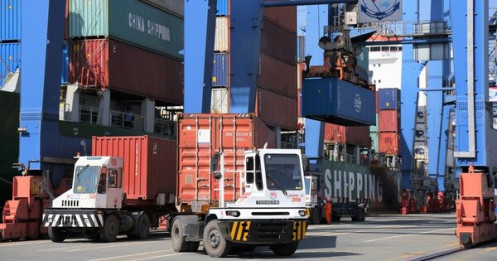 Gần 1.500 doanh nghiệp họp trực tuyến giải quyết ùn tắc ở cảng Cát Lái