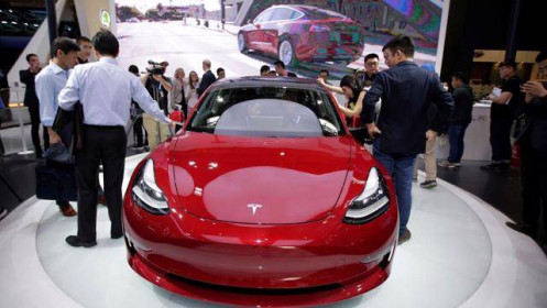 Điều gì khiến doanh số xe điện Tesla giảm 70% ở Trung Quốc?