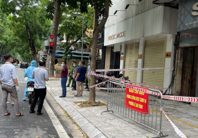 Quận Hai Bà Trưng: Phong tỏa tạm thời khu vực tại phố Bà Triệu do có các ca bệnh Covid-19