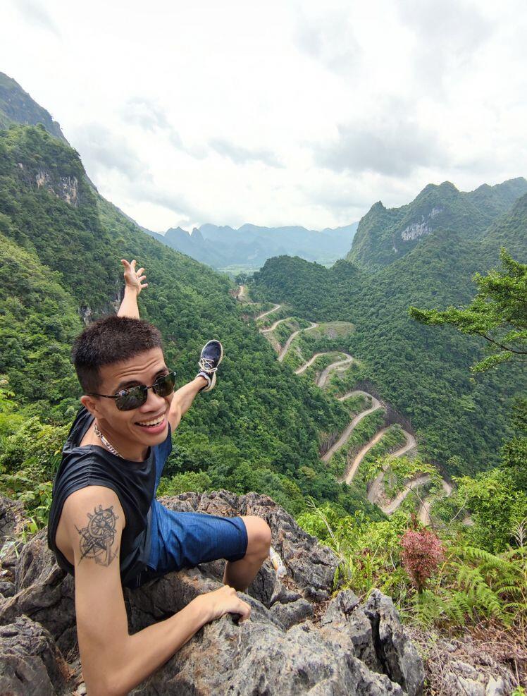 Chuyện những người từ "đếm tiền đô" chuyển sang "nhặt bạc lẻ" chờ vượt dịch