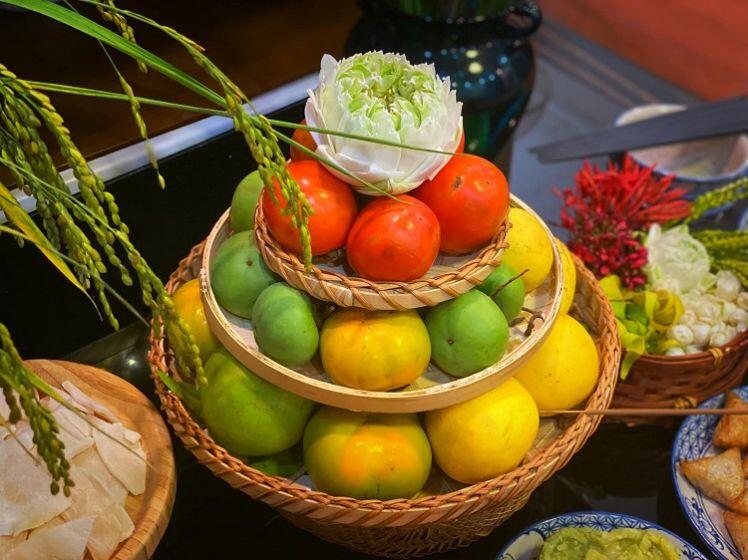 Mâm cỗ 5 triệu cúng Rằm tháng 7, người Hà Nội không tiếc tiền chi để làm cho tươm tất