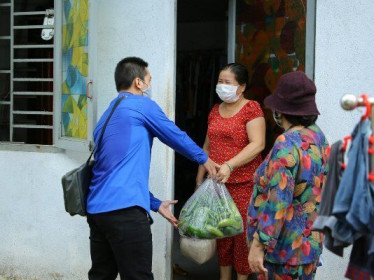 Siêu thị 0 đồng liên tục mở cửa, trăm tấn rau củ gửi về TP HCM