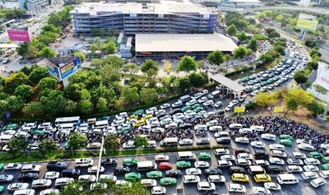 Kẹt từ ngoài vào trong, Tân Sơn Nhất vẫn lọt top 10 sân bay tốt nhất thế giới