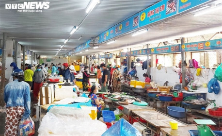 Đà Nẵng trước khi dừng mọi hoạt động 7 ngày: Chợ khan hàng, siêu thị ổn định