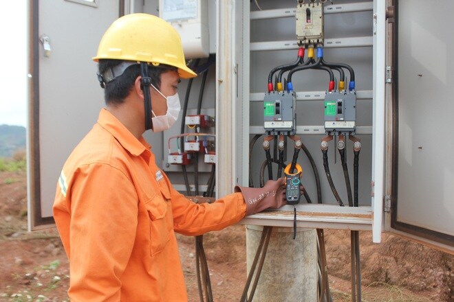 EVNCPC: Giảm 90 tỷ đồng cho 741 nghìn khách hàng sử dụng điện MT-TN đợt 4