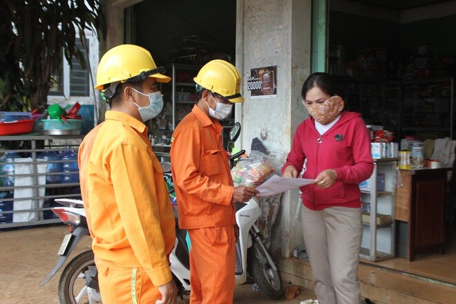 EVNCPC: Giảm 90 tỷ đồng cho 741 nghìn khách hàng sử dụng điện MT-TN đợt 4