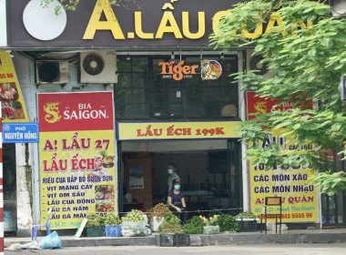 Nhà hàng, quán ăn sang chảnh chuyển qua bán rau, củ quả, đồ thiết yếu