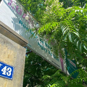 Trụ sở công ty đăng ký vốn 128.000 tỷ đồng là điểm rửa xe