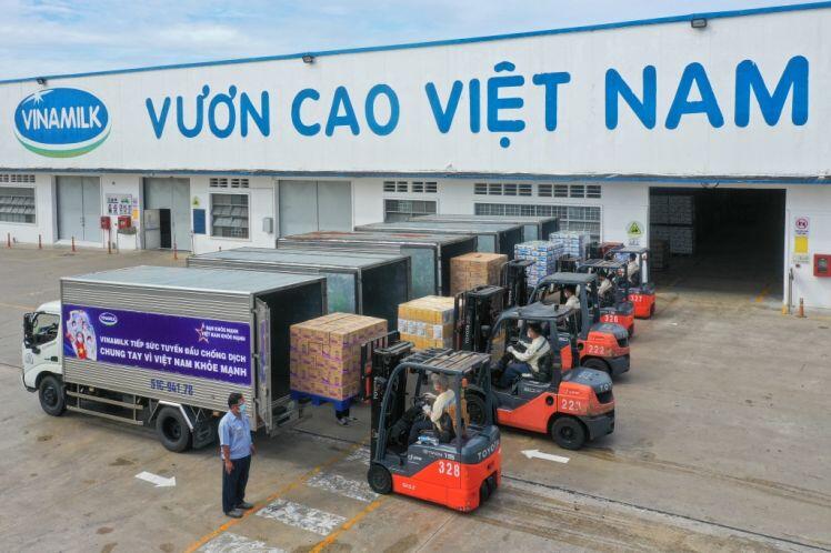 Vinamilk tặng 45.000 phần quà cho người dân khó khăn tại TPHCM, Bình Dương, Đồng Nai