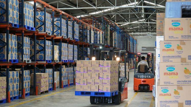 Vinamilk tặng 45.000 phần quà cho người dân khó khăn tại TPHCM, Bình Dương, Đồng Nai