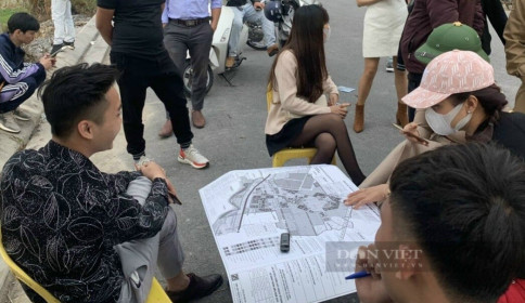 Mất tiền oan vì tin lời tư vấn 'có cánh' từ 'cò đất'