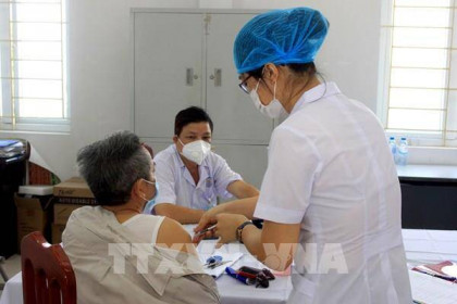 Bộ Y tế hướng dẫn đăng ký lưu hành vaccine COVID-19 trong trường hợp cấp bách