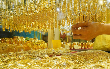 Giá vàng hôm nay 21.8.2021: SJC giảm 100.000 đồng trong ngày cuối tuần