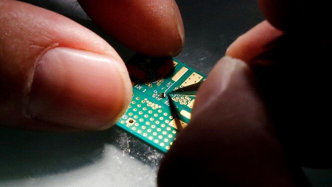 Mỹ tham gia “cuộc chiến" chế tạo chip với Trung Quốc, tại sao Nhật Bản lại lo lắng và không vui?