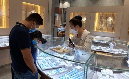 PNJ đạt 12.000 tỉ doanh thu trong 7 tháng đầu năm