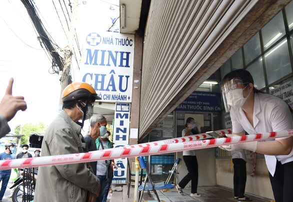 Siêu thị chờ phối hợp giao hàng