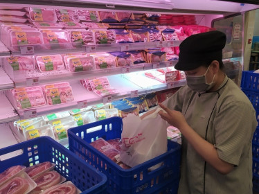 Doanh nghiệp bán lẻ sẵn sàng combo "đi chợ hộ" phục vụ người dân