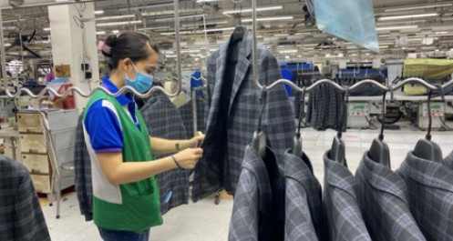 Nửa năm, May Nhà Bè lỗ sau thuế 31 tỷ đồng
