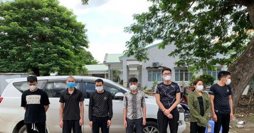 Ngăn chặn hàng chục đối tượng có hành vi xuất, nhập cảnh trái phép
