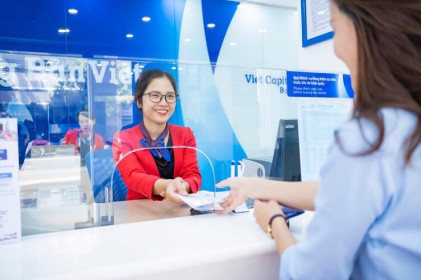 Thêm một nhà băng giảm lãi