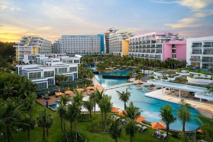 - Theo dự kiến, từ 20/11, Kiên Giang sẽ tổ chức đón khách du lịch quốc tế đến thành phố đảo Phú Quốc  ...