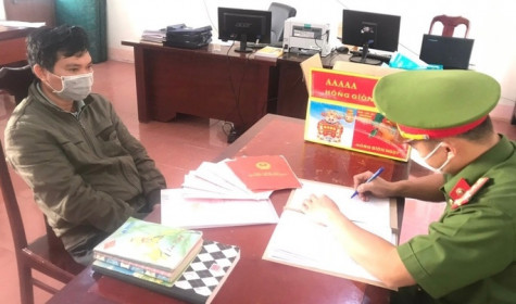 Tạm giữ hình sự kẻ cho hơn 500 người vay lãi suất 'cắt cổ'