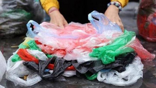 Dịch Covid-19 làm gia tăng sử dụng túi nilon và đồ nhựa