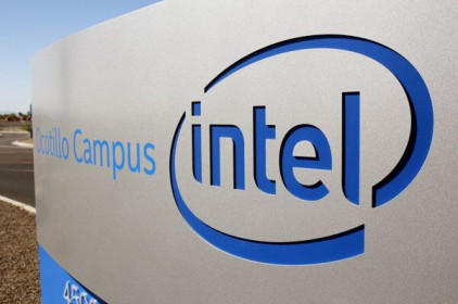 Intel đạt doanh thu kỷ lục trong năm 2021