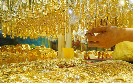 Giá vàng hôm nay 5.2.2022: Tăng vọt 350.000 đồng sau một đêm, lên trên 63 triệu đồng
