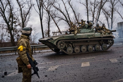 Hungary từ chối cung cấp vũ khí cho Ukraine