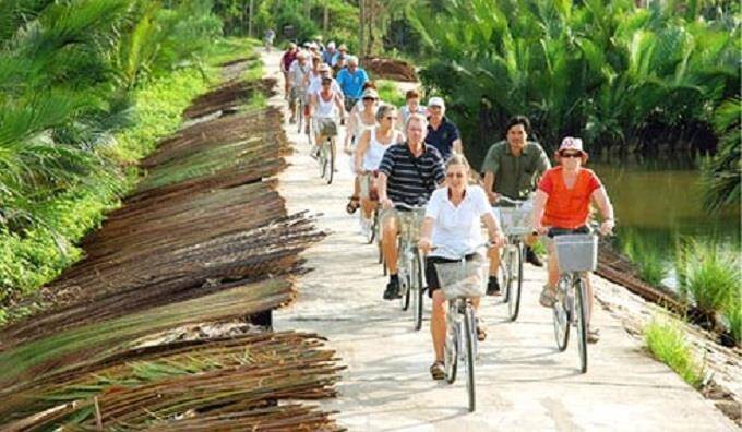 Ngày mai mở cửa đón khách du lịch quốc tế: Vẫn còn nhiều thử thách