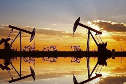 Giá dầu thiết lập kỷ lục chuỗi tăng hàng tháng kéo dài nhất trong 3 năm