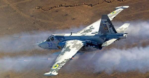 Phòng không Nga bắn rơi máy bay Su-25 của Ukraine
