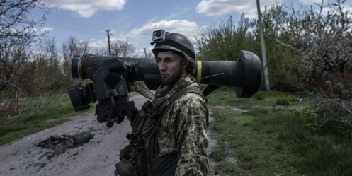 Sĩ quan Ukraine chê tên lửa Javelin của Mỹ